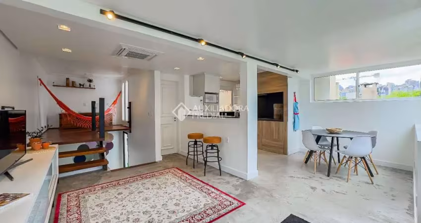 Cobertura com 3 quartos à venda na Rua Carazinho, 608, Petrópolis, Porto Alegre