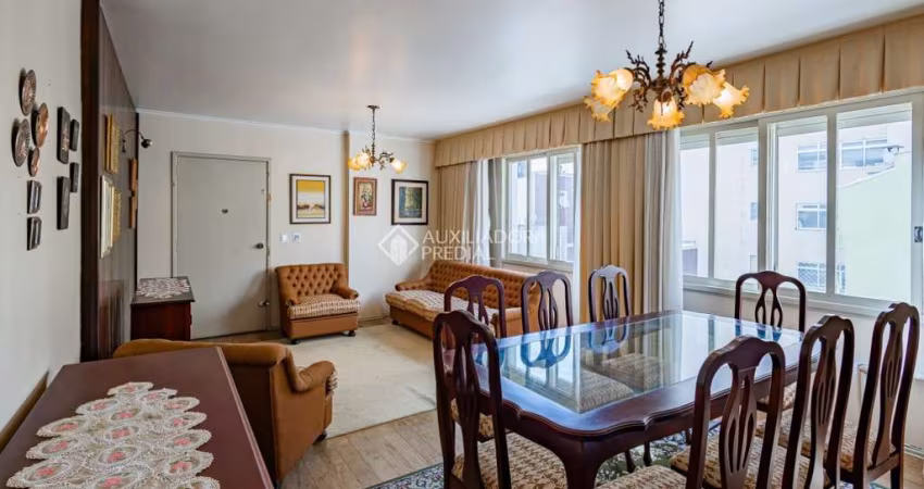 Apartamento com 3 quartos à venda na Avenida Independência, 680, Independência, Porto Alegre