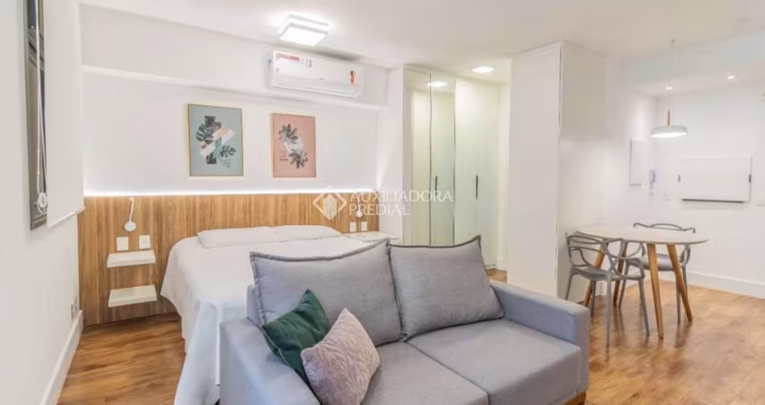 Loft com 1 quarto à venda na Avenida Doutor Nilo Peçanha, 3275, Chácara das Pedras, Porto Alegre