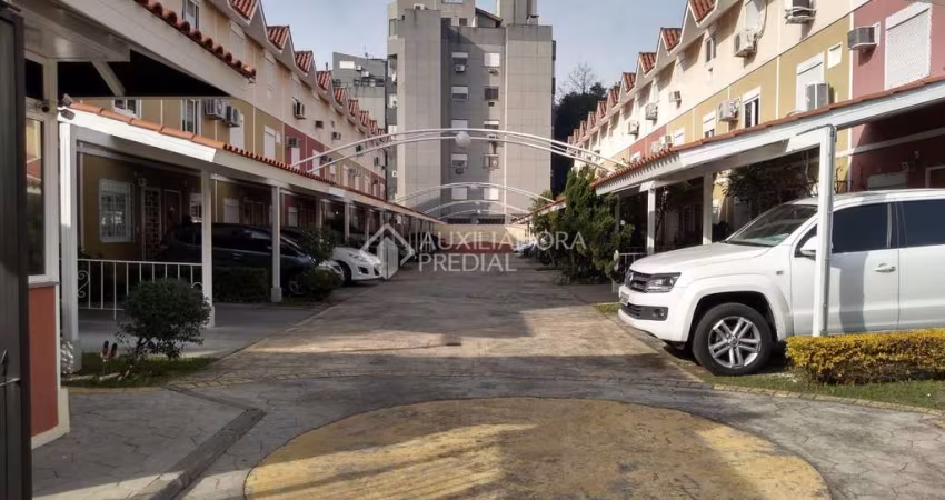 Casa em condomínio fechado com 3 quartos à venda na Rua Afonso Arinos, 145, Camaquã, Porto Alegre