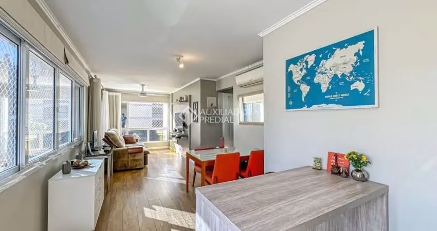 Apartamento com 2 quartos à venda na Rua Castro Alves, 1125, Independência, Porto Alegre