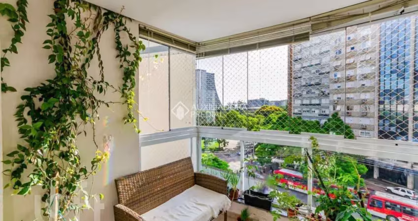 Apartamento com 3 quartos à venda na Avenida Borges de Medeiros, 1214, Centro Histórico, Porto Alegre