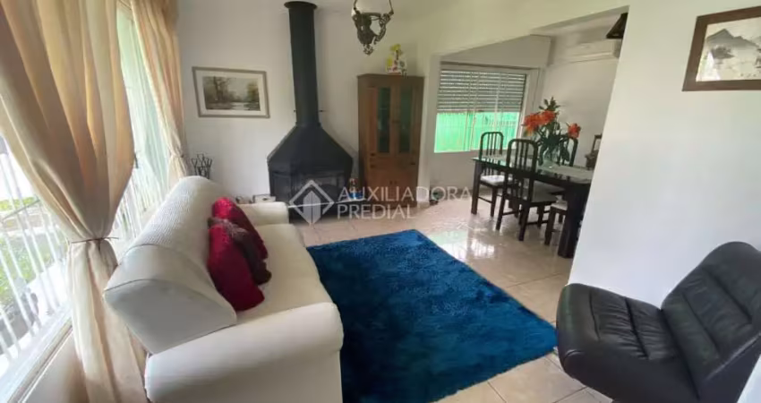 Casa com 4 quartos à venda na Rua Morano Calabro, 408, Jardim Isabel, Porto Alegre
