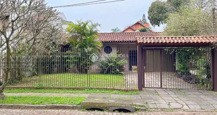 Casa com 4 quartos à venda na Rua Jigoro Kano, 45, Ipanema, Porto Alegre
