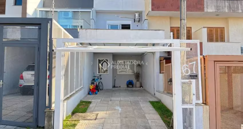 Casa com 2 quartos à venda na Rua Manoel Nunes da Silva, 67, Guarujá, Porto Alegre