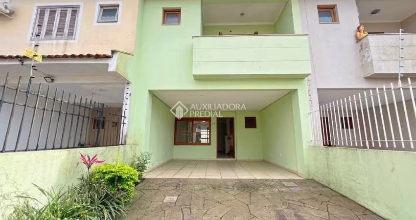 Casa com 3 quartos à venda na Rua Claudio da Silva Pinto, 70, Espírito Santo, Porto Alegre