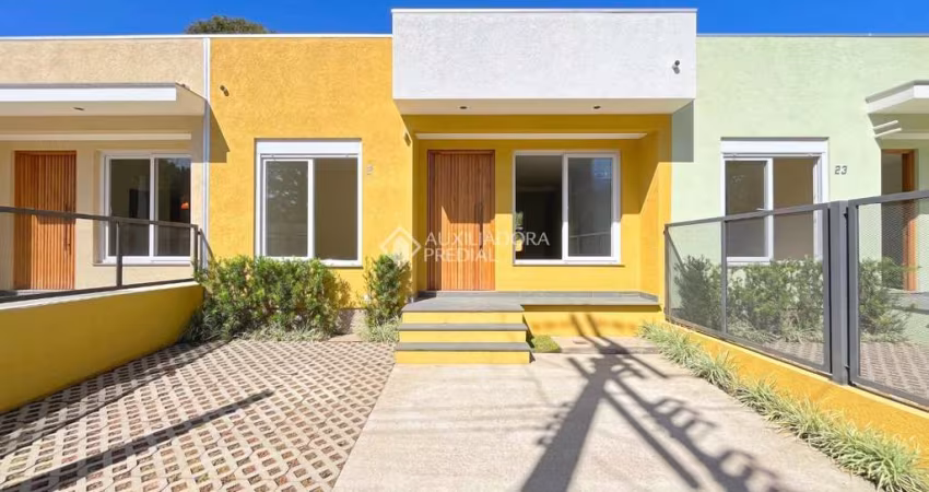 Casa com 3 quartos à venda na Rua Criciúma, 23, Guarujá, Porto Alegre