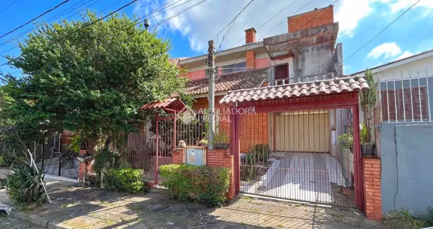 Casa com 3 quartos à venda na Rua Marcos Wainstein, 30, Vila Nova, Porto Alegre