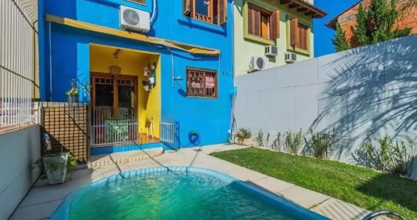 Casa com 3 quartos à venda na Rua Olécio Cavedini, 45, Espírito Santo, Porto Alegre
