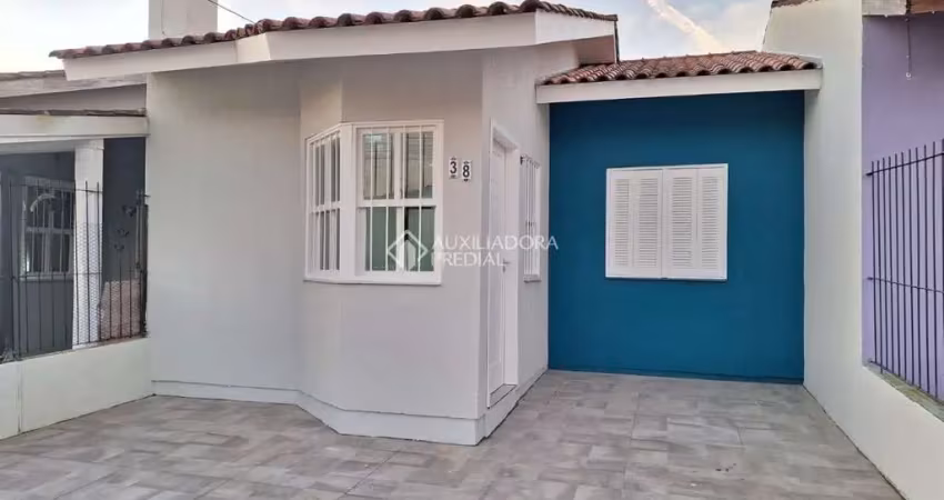 Casa em condomínio fechado com 2 quartos à venda na Rua Capitão Pedroso, 769, Restinga, Porto Alegre
