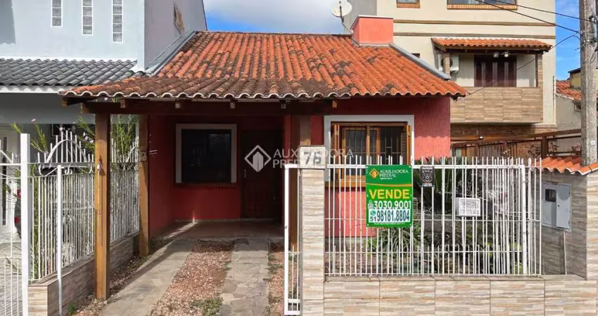 Casa com 2 quartos à venda na Rua Edgar Sanches Laurent, 76, Hípica, Porto Alegre