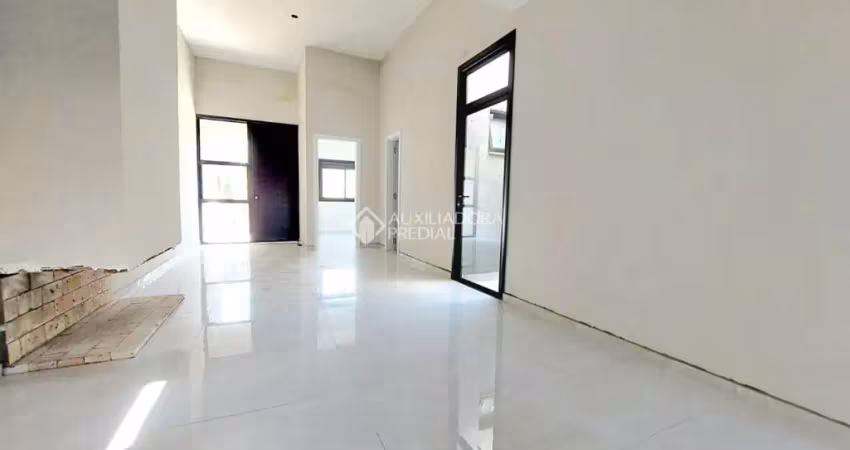 Casa com 2 quartos à venda na Rua Hilário Gonçalves Pinha, 130, Hípica, Porto Alegre