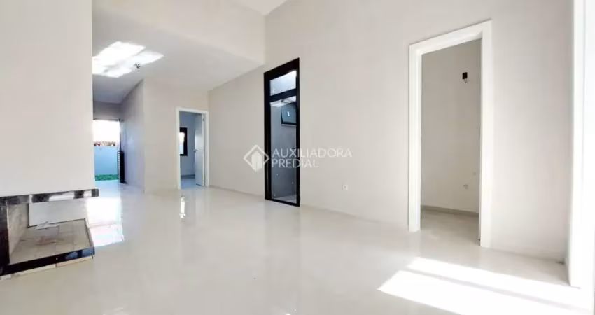 Casa com 2 quartos à venda na Rua Hilário Gonçalves Pinha, 130, Hípica, Porto Alegre