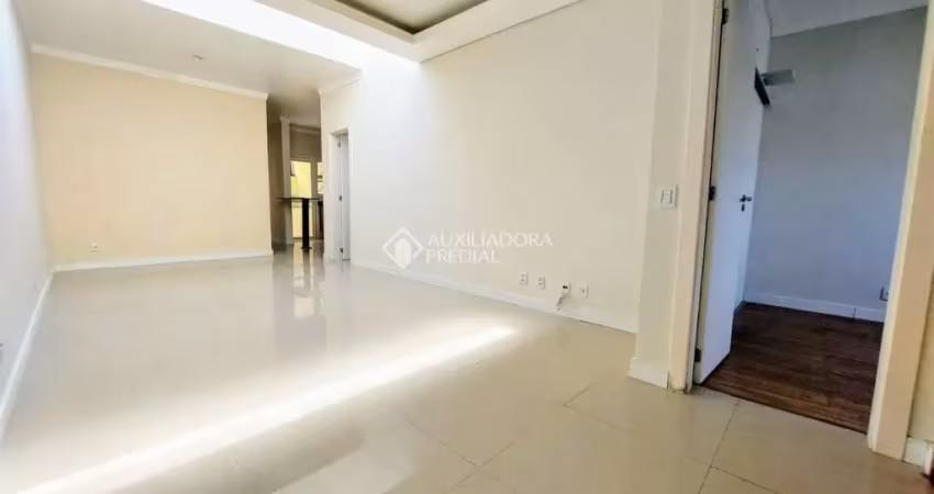 Casa em condomínio fechado com 3 quartos à venda na Rua Jorge Babot Miranda, 440, Aberta dos Morros, Porto Alegre
