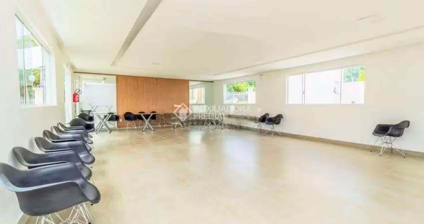 Apartamento com 2 quartos à venda na Avenida Família Gonçalves Carneiro, 201, Cavalhada, Porto Alegre