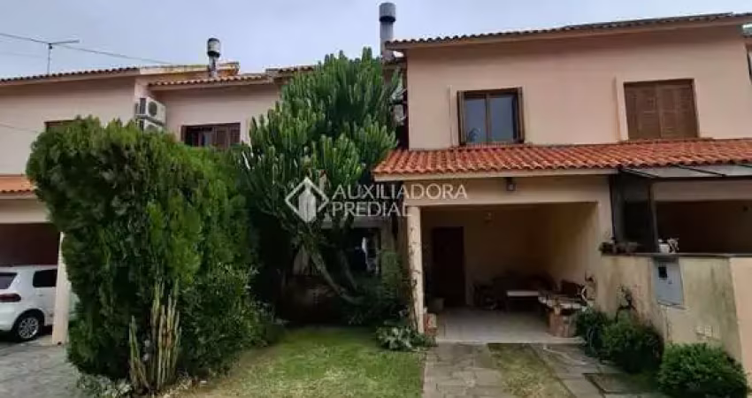 Casa em condomínio fechado com 3 quartos à venda na Avenida da Serraria, 2222, Espírito Santo, Porto Alegre