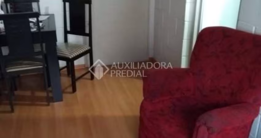 Apartamento com 2 quartos à venda na Rua Fernando Pessoa, 510, Vila Nova, Porto Alegre
