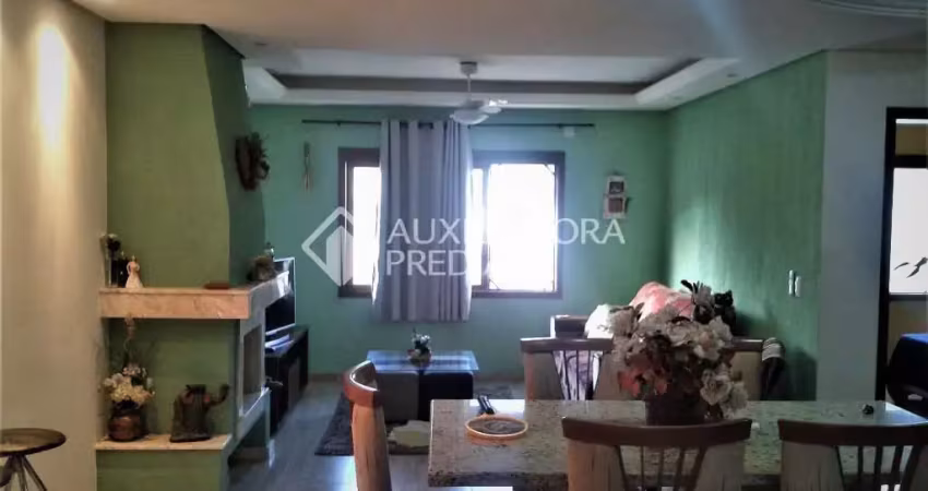 Casa em condomínio fechado com 4 quartos à venda na Rua Alcebíades Ribeiro, 64, Hípica, Porto Alegre