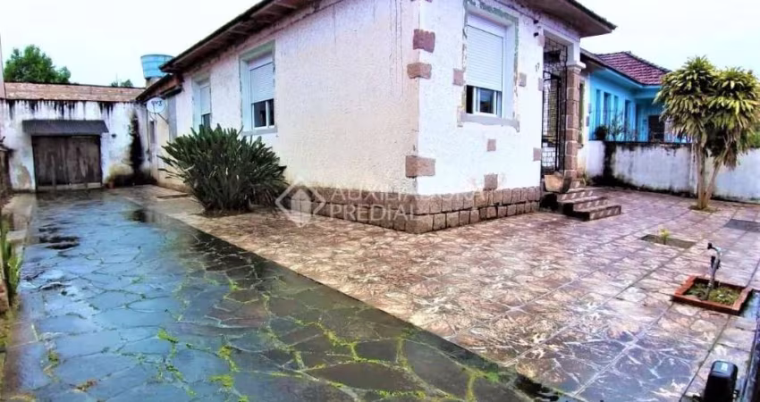 Casa em condomínio fechado com 3 quartos à venda na Rua Mampituba, 77, Ipanema, Porto Alegre