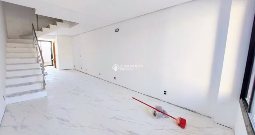 Casa em condomínio fechado com 2 quartos à venda na Rua Álvaro Pedro da Rosa, 611, Aberta dos Morros, Porto Alegre
