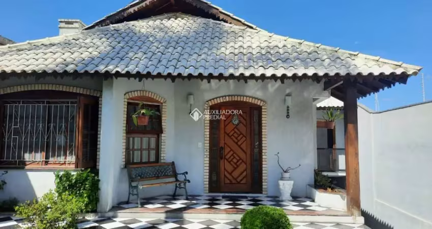 Casa com 4 quartos à venda na Rua Guilherme Grovermann, 825, Rondônia, Novo Hamburgo