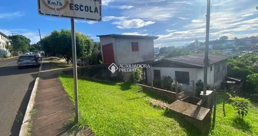 Casa com 1 quarto à venda na Rua Vinte e Dois de Outubro, 152, Boa Saúde, Novo Hamburgo