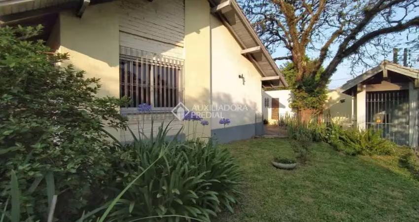 Casa com 3 quartos à venda na Rua Ibirubá, 585, Vila Nova, Novo Hamburgo