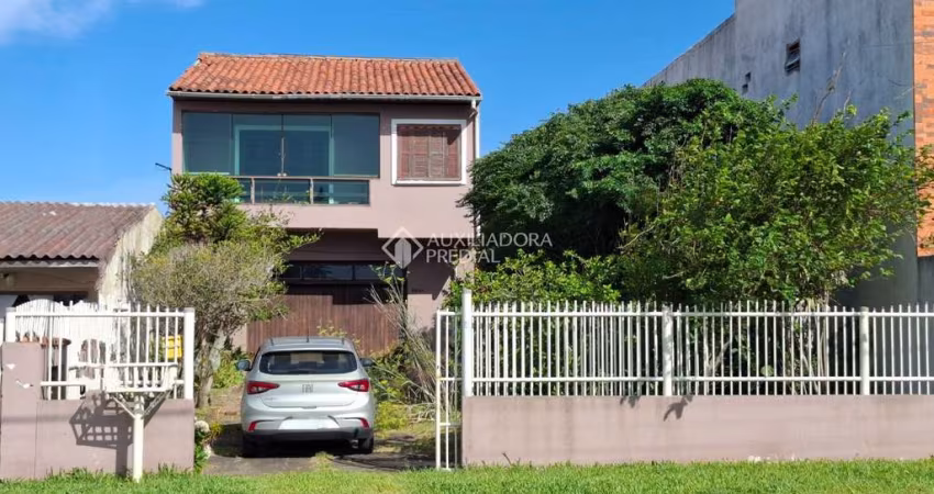 Casa com 2 quartos à venda na Fausto Borba Prates, 3810, Centro, Cidreira