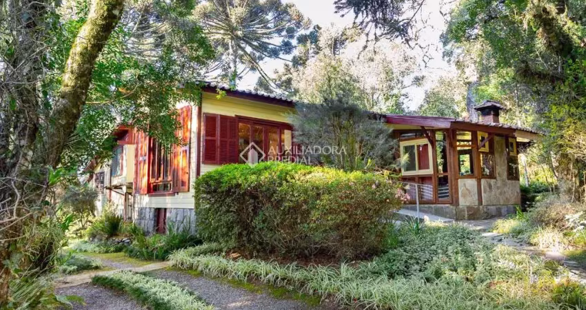 Casa com 5 quartos à venda na São Gotardo, 622, Centro, São Francisco de Paula