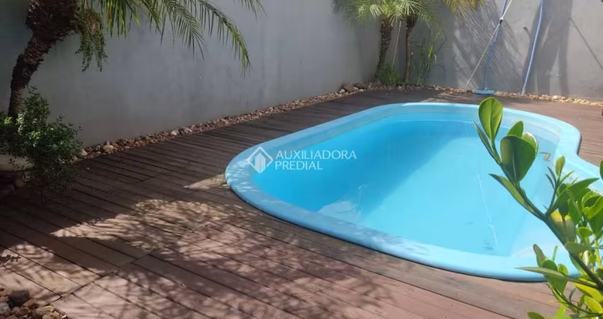 Casa com 3 quartos à venda na Rua das Primaveras, 120, Encosta do Sol, Estância Velha