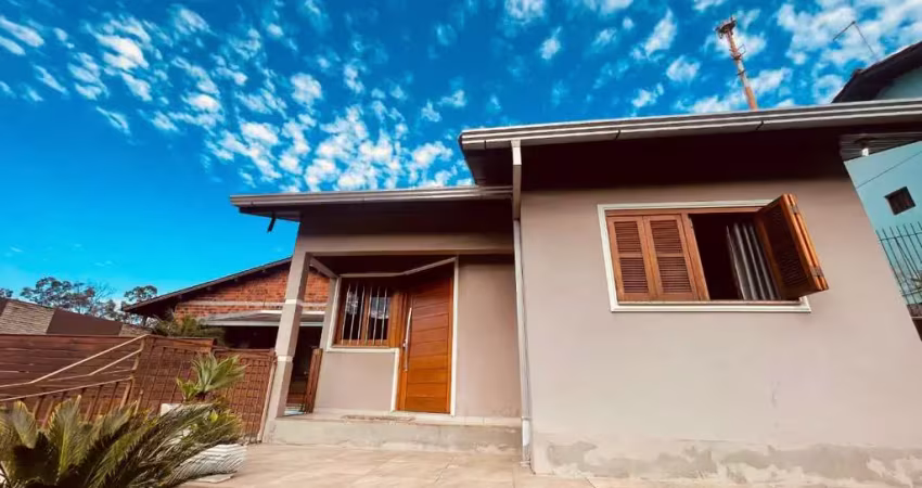 Casa com 2 quartos à venda na Rua Jaguaribe, 157, São José, Novo Hamburgo