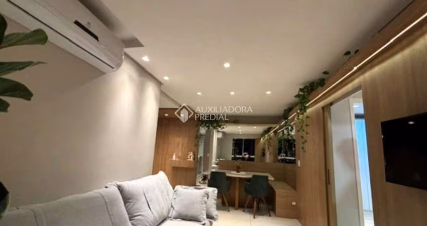 Apartamento com 2 quartos à venda na Rua Júlio Birck, 620, Vila Nova, Novo Hamburgo