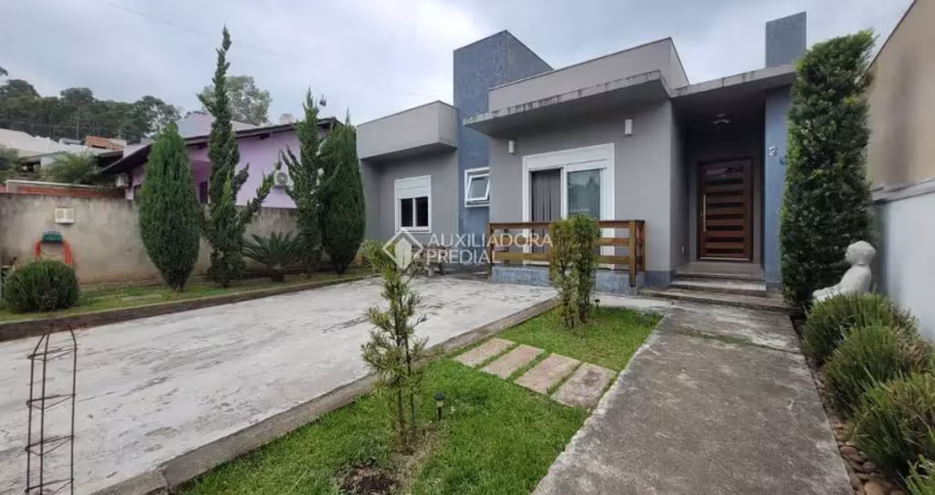 Casa com 3 quartos à venda na Israel Rodrigues Machado, 202, Lago Azul, Estância Velha