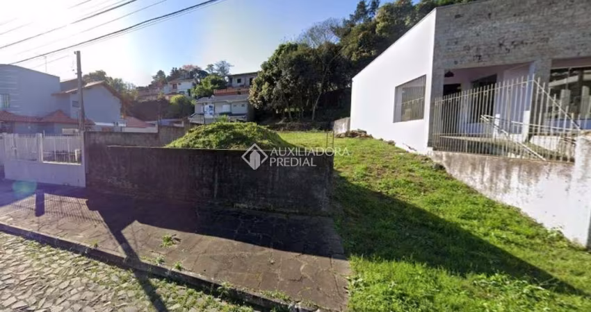 Terreno à venda na Rua Terezina, 71, Boa Vista, Novo Hamburgo