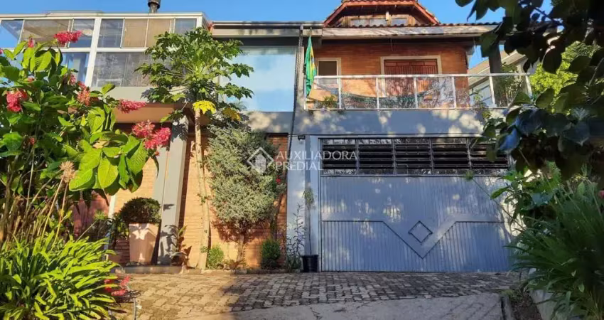 Casa com 3 quartos à venda na Rua Arapei, 405, Jardim Mauá, Novo Hamburgo