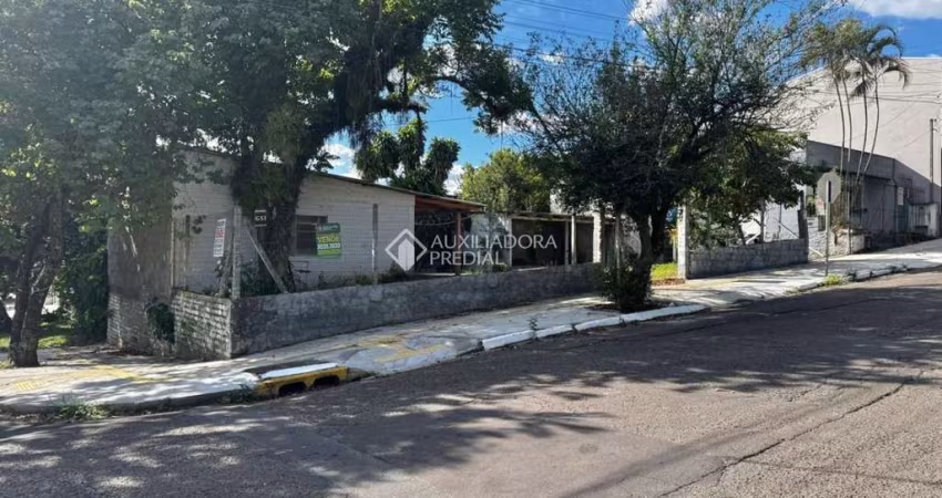 Casa com 2 quartos à venda na Guarabu, 107, Ouro Branco, Novo Hamburgo