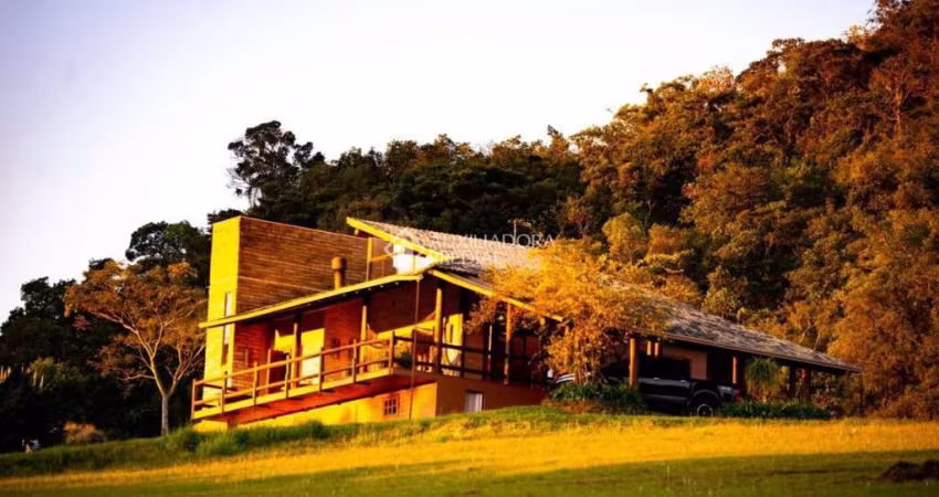 Casa com 3 quartos à venda na Estrada do Quilombo, 55, Lomba Grande, Novo Hamburgo