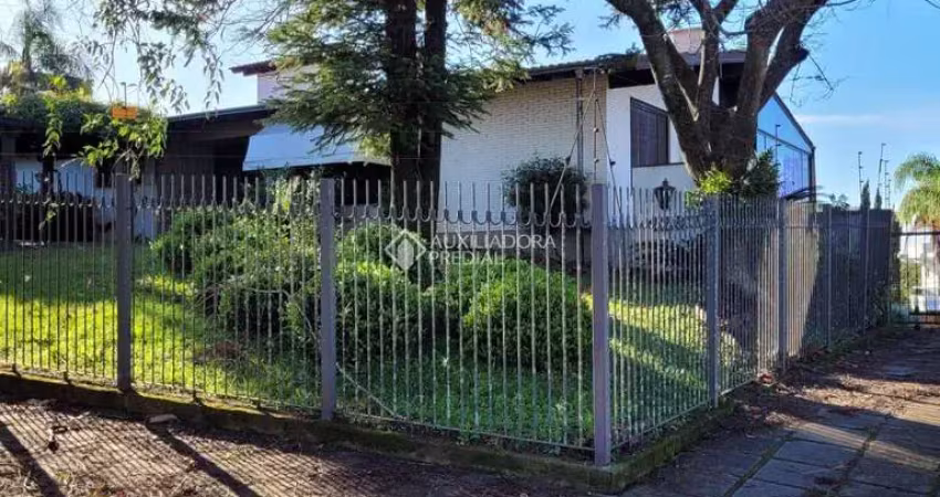 Casa com 4 quartos à venda na Rua do Louro, 125, Guarani, Novo Hamburgo