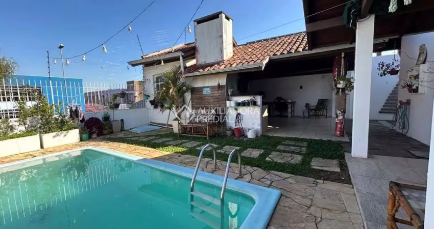 Casa com 3 quartos à venda na Rua Santos, 736, Vila Nova, Novo Hamburgo
