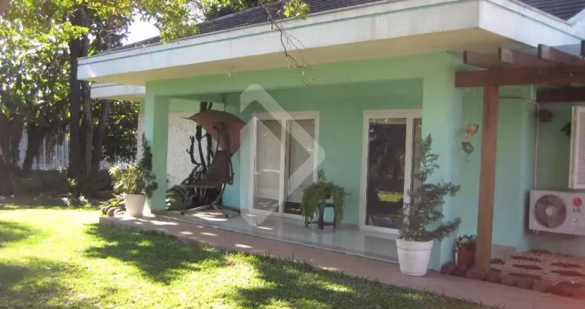 Casa em condomínio fechado com 3 quartos à venda na Rua Tiradentes, 121, Santos Dumont, São Leopoldo