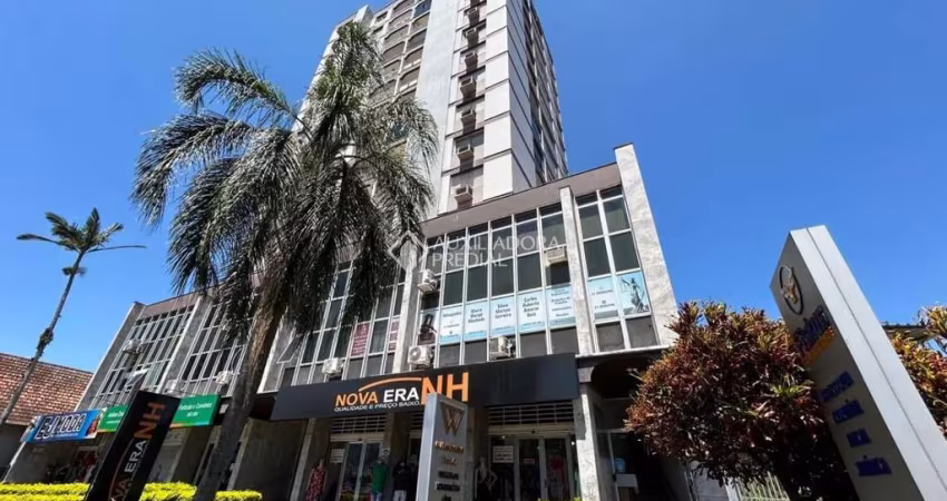 Apartamento com 3 quartos à venda na Avenida Primeiro de Março, 229, Centro, Novo Hamburgo