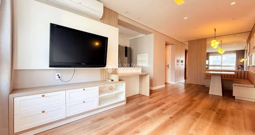 Apartamento com 3 quartos à venda na Rua Jerônymo Zelmanovitz, 100, São Sebastião, Porto Alegre