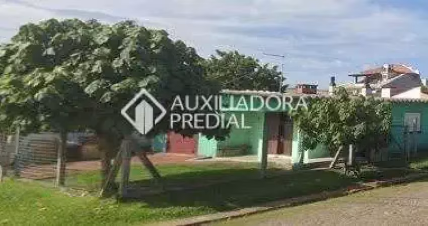 Casa com 3 quartos à venda na Rua Andrade Neves, 1147, Zona Nova, Tramandaí
