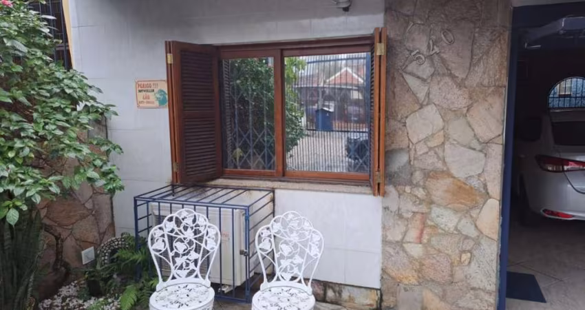 Casa com 2 quartos à venda na Rua Domingos Crescêncio, 540, Santana, Porto Alegre