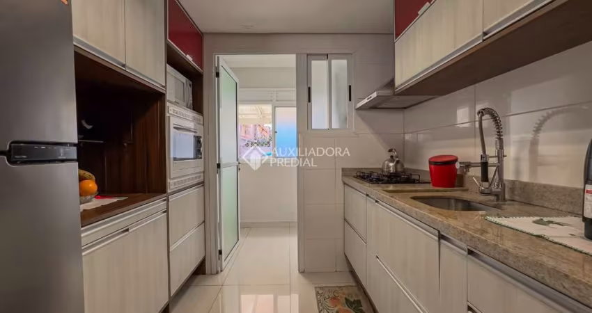 Casa em condomínio fechado com 3 quartos à venda na Avenida Willy Eugênio Fleck, 1500, Sarandi, Porto Alegre