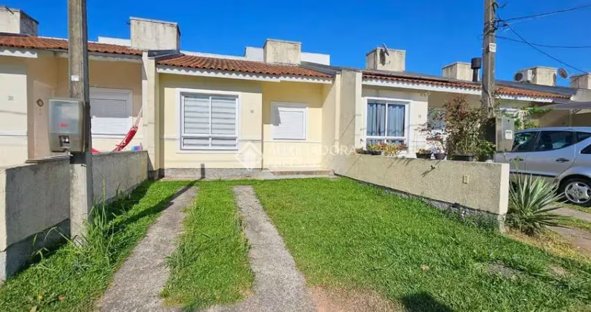 Casa em condomínio fechado com 2 quartos à venda na Rua Santa Júlia, 55, Olaria, Canoas