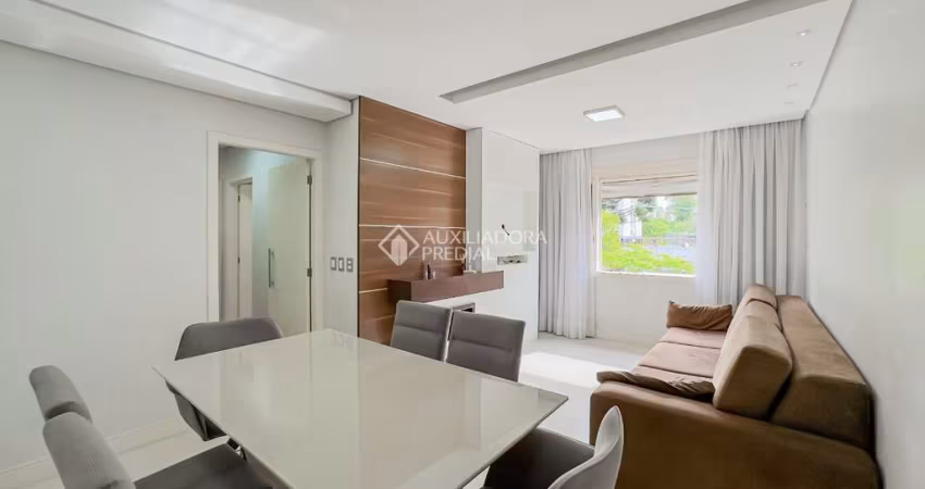 Apartamento com 3 quartos à venda na Avenida Panamericana, 321, Jardim Lindóia, Porto Alegre