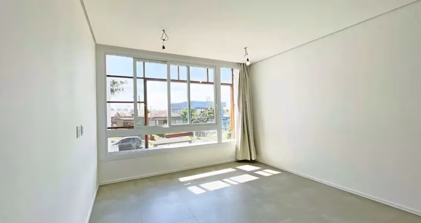 Casa com 2 quartos à venda na Rua Vinte e Quatro de Agosto, 136, Jardim Itu Sabará, Porto Alegre