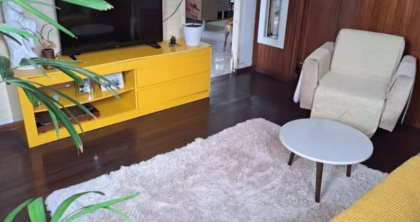 Casa com 3 quartos à venda na Rua São Luís, 1021, Santana, Porto Alegre