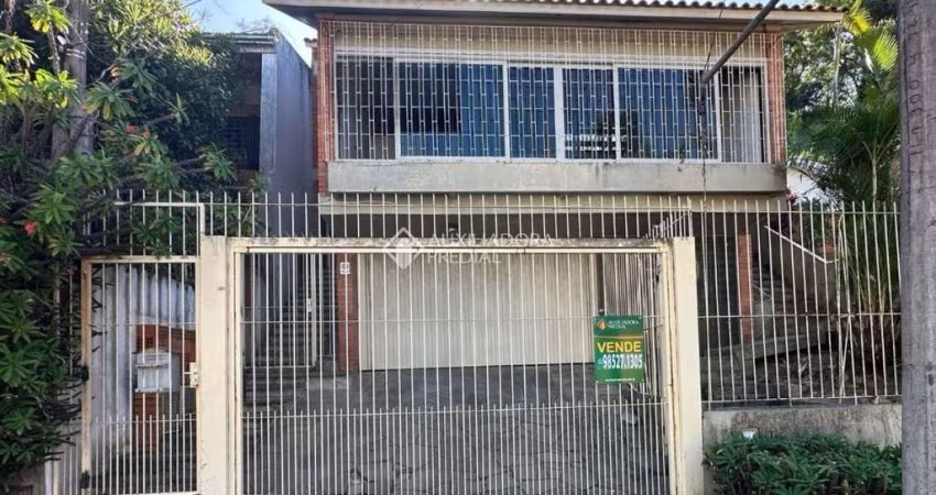 Casa em condomínio fechado com 3 quartos à venda na Rua Antônio Ribeiro, 321, Santo Antônio, Porto Alegre